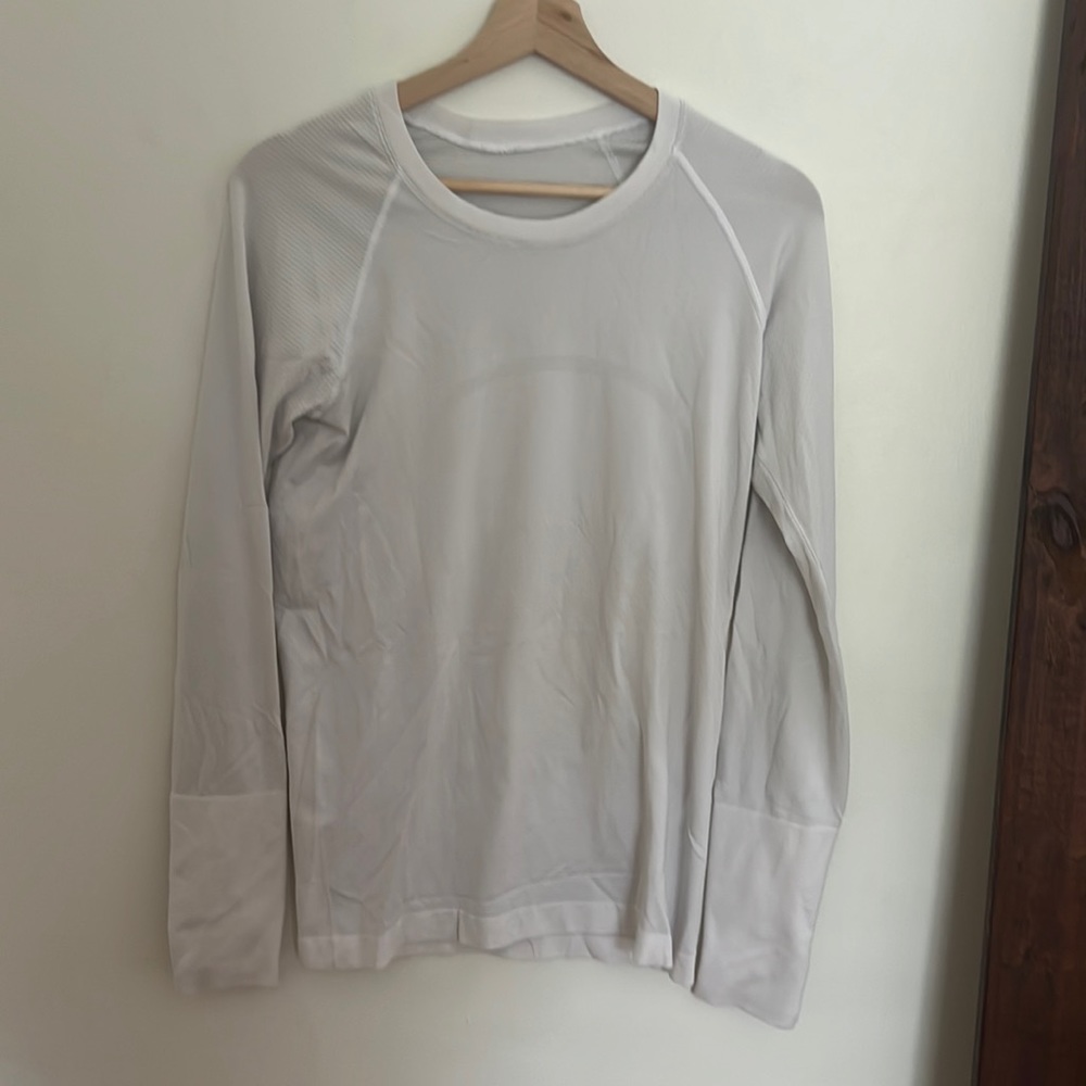 lululemon long sleeve swiftly tech.